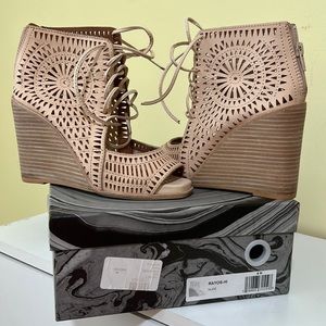 Jeffrey Campbell Rayos-Hi Nude Wedge Sandal